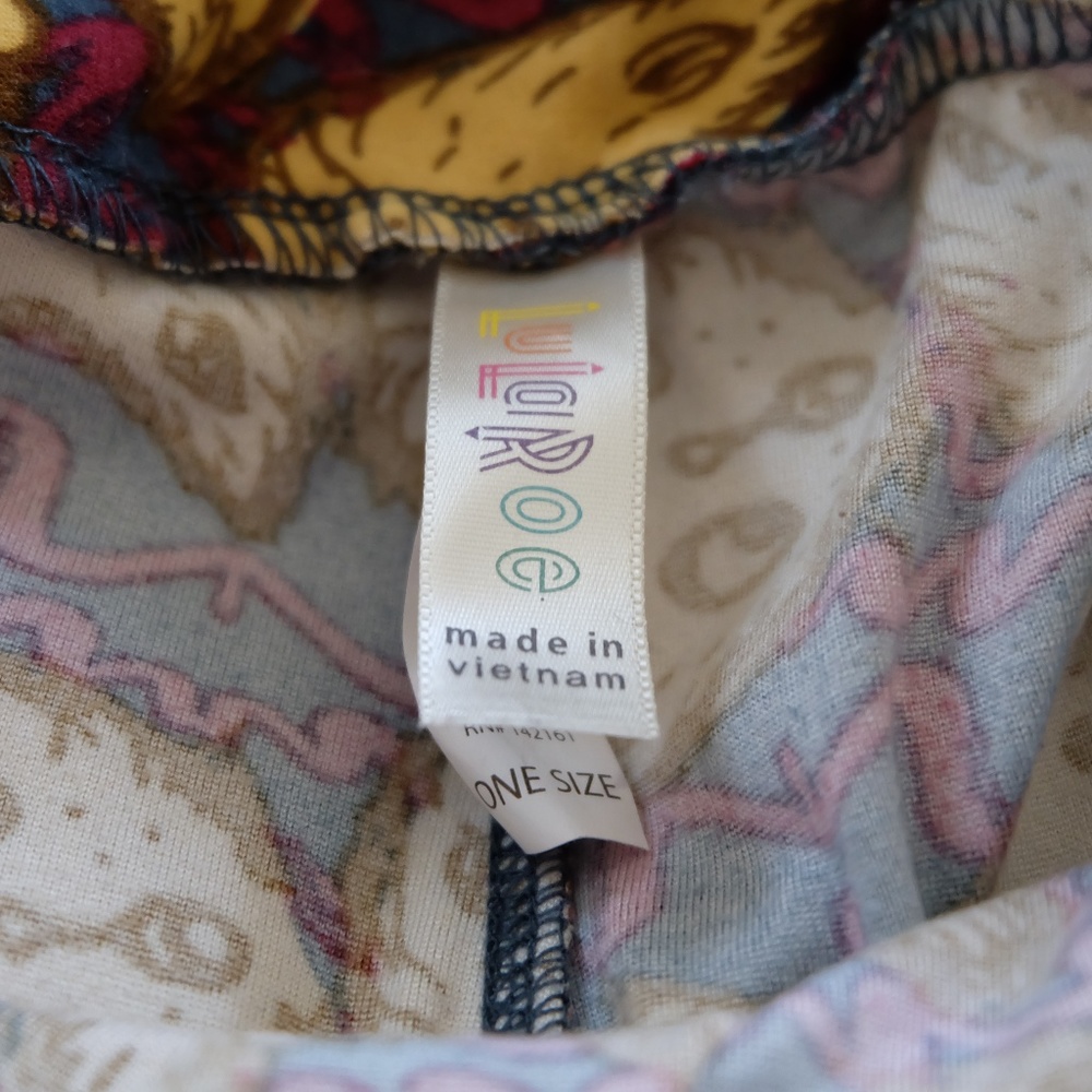 LulaRoe - Picture 4 of 4